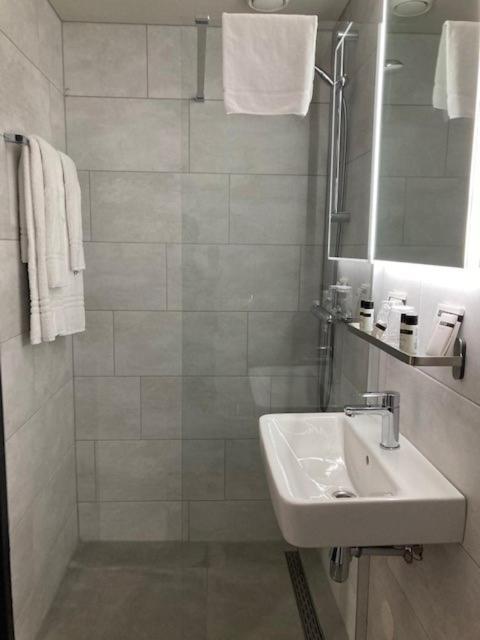 Boutique Hotel De Valk Valkenswaard Luaran gambar
